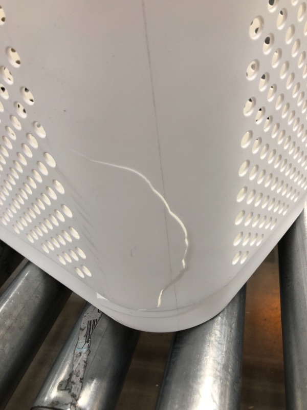 Photo 1 of Mind Reader Perforated Plastic Laundry Hamper, 60 Liter, Ivory

//MINOR DAMAGE TO BASE CORNER 