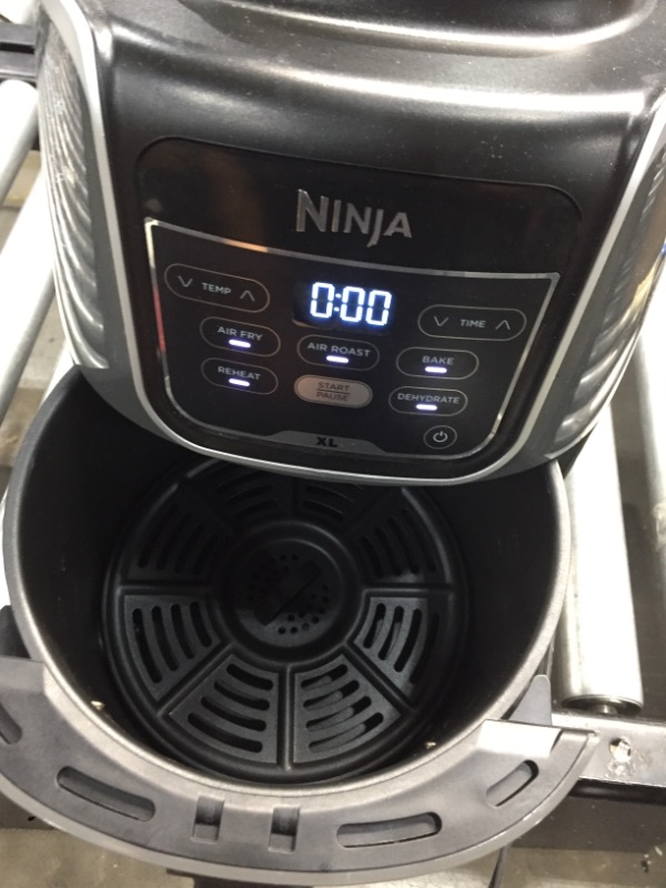 Photo 6 of Ninja AF150AMZ Air Fryer XL that Air Fry's, Air Roast's , Bakes, Reheats, Dehydrates with 5.5 Quart Capacity, and a high gloss finish, grey