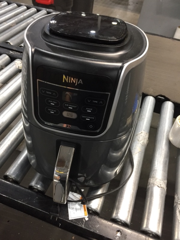 Photo 4 of Ninja AF150AMZ Air Fryer XL that Air Fry's, Air Roast's , Bakes, Reheats, Dehydrates with 5.5 Quart Capacity, and a high gloss finish, grey