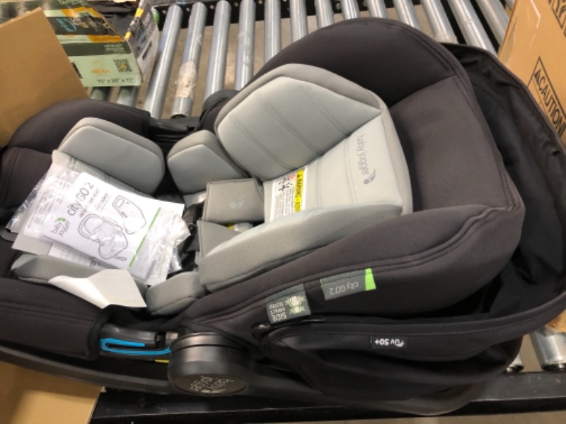 Photo 2 of Baby Jogger City Go 2 Infant Car Seat
