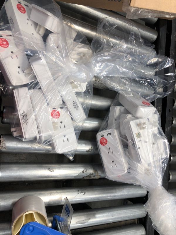 Photo 1 of ***NOT TESTED*** 10pk CyberPower 2-Outlet Surge Protector USB-a USB-C Wall Tap

