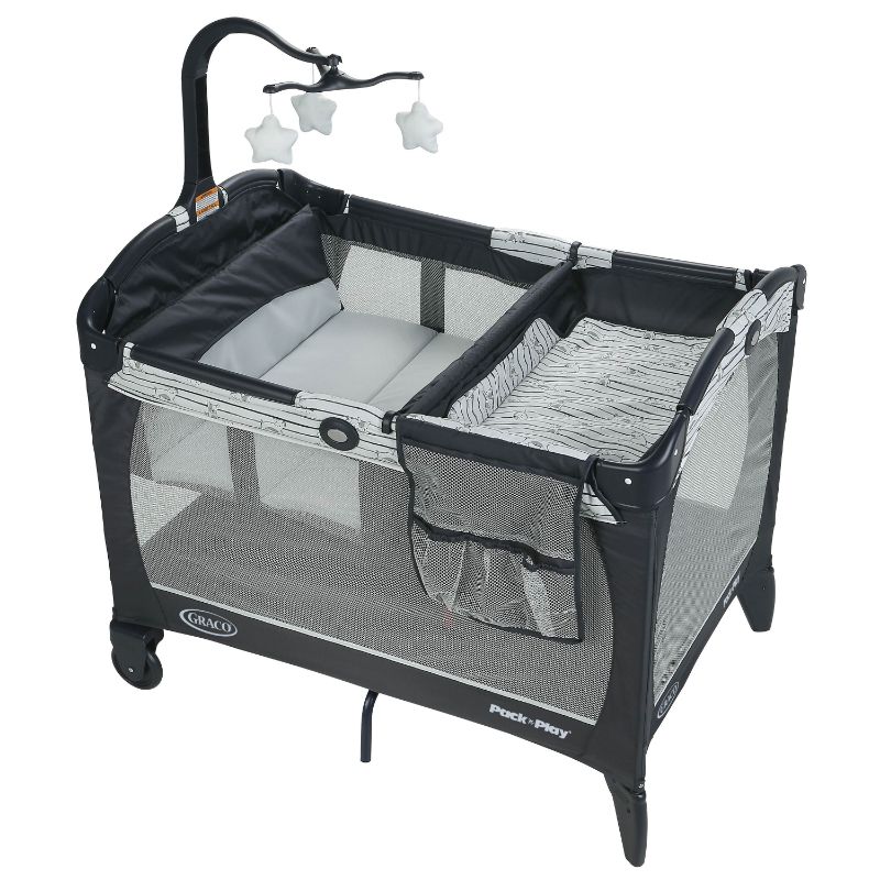 Photo 1 of Graco Pack 'n Play Change 'n Carry Playard
