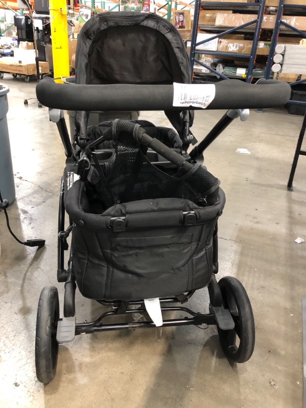 Photo 7 of Expedition® 2-in-1 Stroller Wagon PLUS
