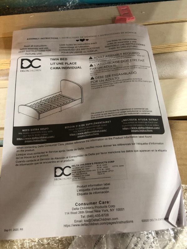 Photo 2 of Delta Children Upholstered Twin Bed, JoJo Siwa