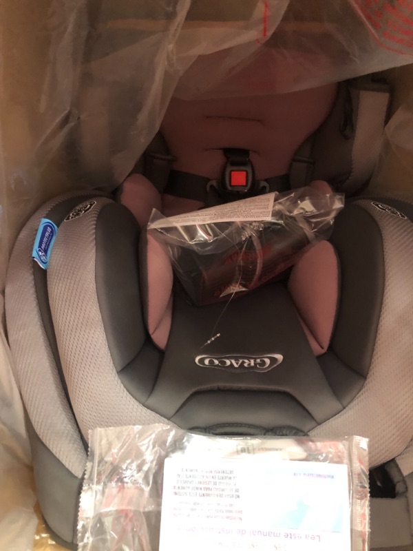 Photo 2 of Graco Extend2Fit 3-in-1 Car Seat - Norah