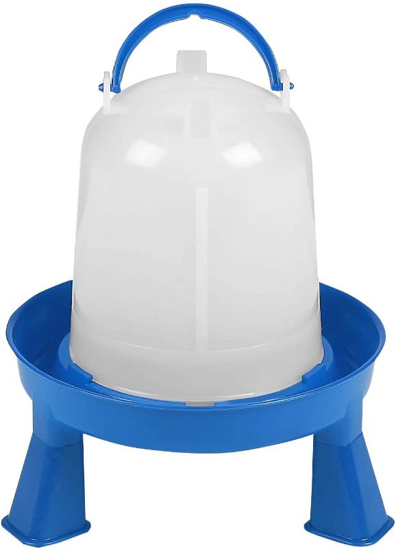 Photo 1 of Poultry Waterer with Legs (Blue & White) - Durable Water Container with Carrying Handle for Chickens & Birds (1.5 Quart) (Item No. DT9870)
