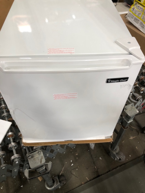 Photo 2 of 1.7 cu. ft. Freezerless Mini Fridge, White
