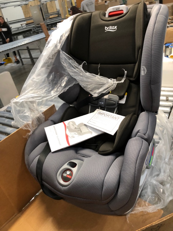 Photo 3 of Britax Boulevard ClickTight Convertible Car Seat, Circa
