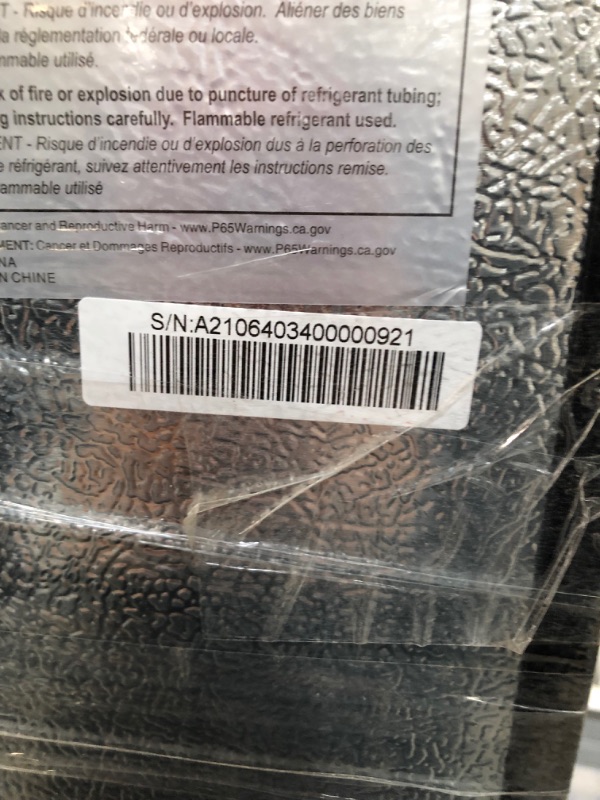 Photo 7 of Frigidaire EFRF696-AMZ Upright Freezer 6.5 cu ft Stainless Platinum Design Series
**PLUGED IN, DOES NOT LIGHT ON OR GET COLD**
