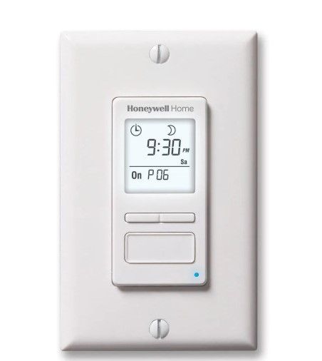 Photo 1 of 120-Volt 7-Day Programmable Indoor/Outdoor Motor and Light Switch Timer with Automatic Daylight Savings
