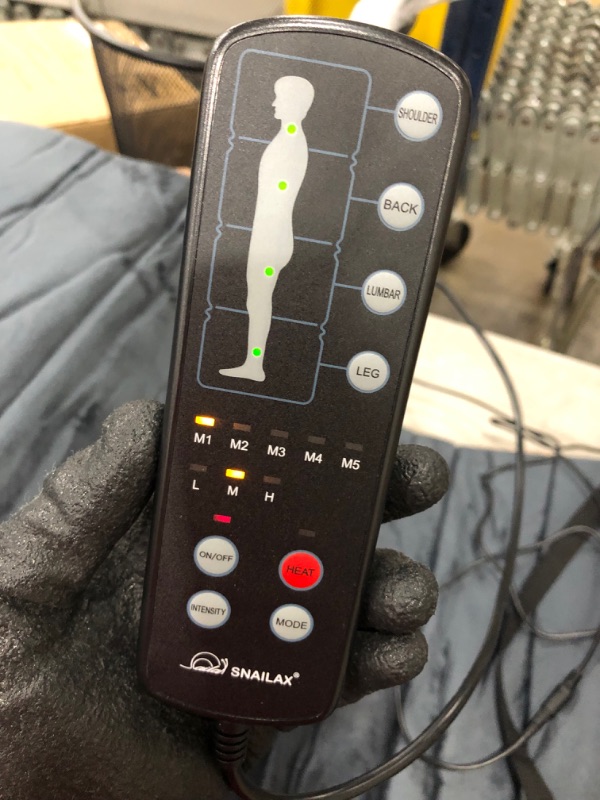 Photo 1 of *USED*
Snailax Massage Mat with 10 Vibrating Motors and 4 Therapy Heating pad Full Body Massager Cushion for Relieving Back Lumbar Leg 
