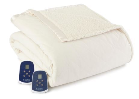 Photo 1 of *MISSING a controller* 
Micro Flannel Sherpa Reverse FULL Ivory Electric Heated Blanket