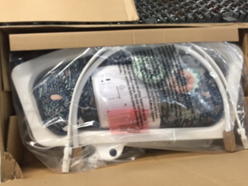 Photo 1 of Instant Pot 6 Quart Air Fryer Lid
