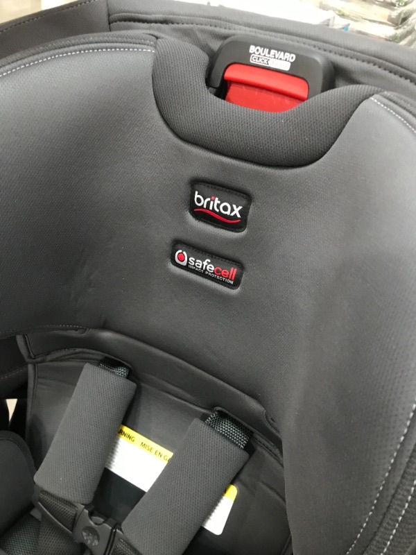 Photo 4 of Britax Boulevard ClickTight Convertible Car Seat, Cool N Dry Charcoal - Cooling & Moisture Wicking Fabric
