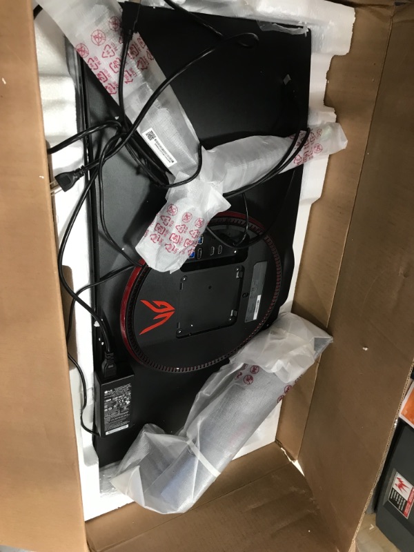 Photo 4 of previous customer states: DP doesn't work**LG 34GP83A-B 34 Inch 21: 9 UltraGear Curved QHD (3440 x 1440) 1ms Nano IPS Gaming Monitor with 160Hz and G-SYNC Compatibility - Black (34GP83A-B)

