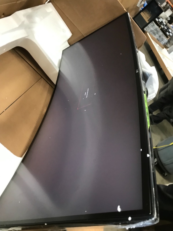 Photo 2 of previous customer states: DP doesn't work**LG 34GP83A-B 34 Inch 21: 9 UltraGear Curved QHD (3440 x 1440) 1ms Nano IPS Gaming Monitor with 160Hz and G-SYNC Compatibility - Black (34GP83A-B)

