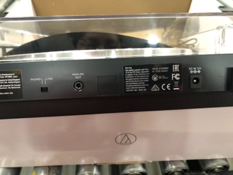 Photo 6 of Audio-Technica AT-LP60XBT-BK Fully Automatic Wireless Belt-Drive Turntable (Black) (ATLP60XBTBK)
