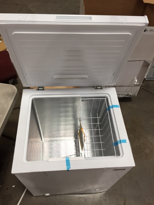 Photo 2 of 5 cu. ft. Manual Defrost Chest Freezer in White
