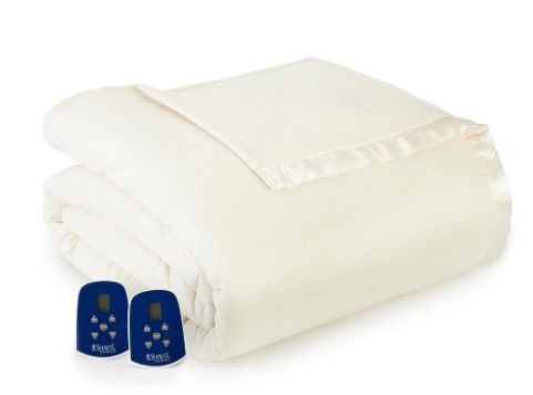 Photo 1 of Queen Ivory Electric Heated Comforter/Blanket
by Micro Flannel
