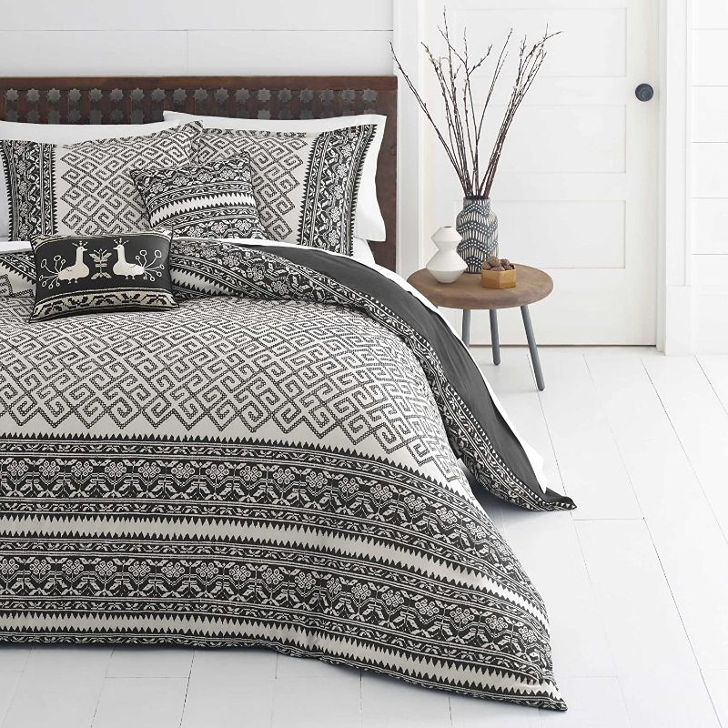 Photo 1 of Azalea Skye Greca Borders Duvet Set, King, Black/Gray
