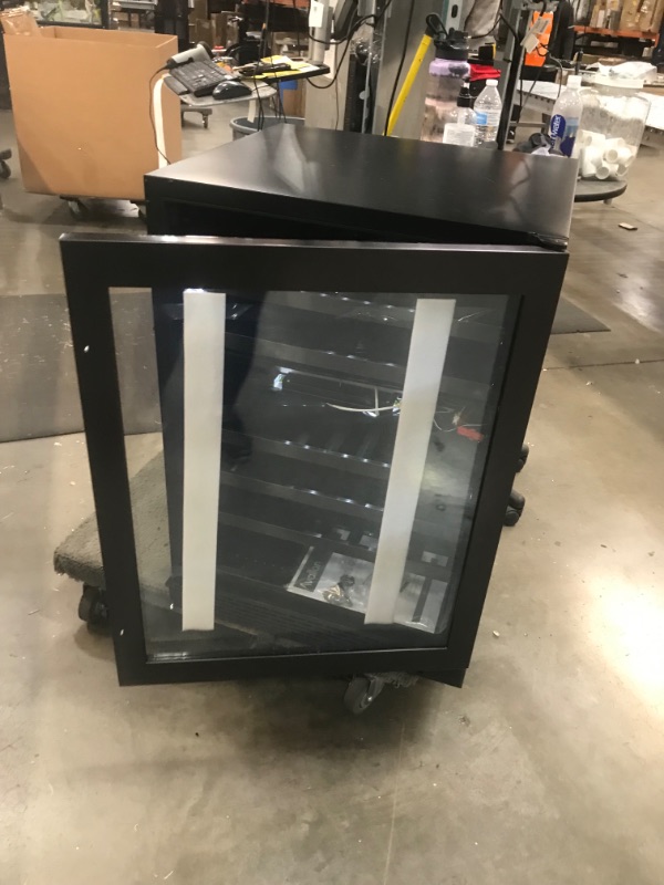 Photo 5 of Avallon AWC241DBLSS 24 Inch Wide 46 Bottle Capacity Free Standing Wine Cooler with LED Lighting and Double Pane Glass
