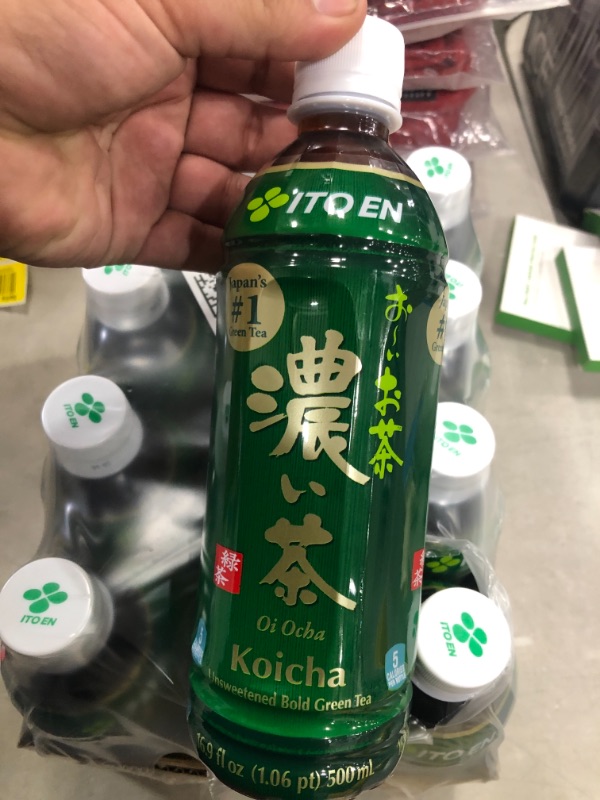 Photo 3 of Ito En Oi Ocha Unsweetened Bold Green Tea, 16.9 Fluid Ounce (Pack of 12), Unsweetened, 0 Calories
