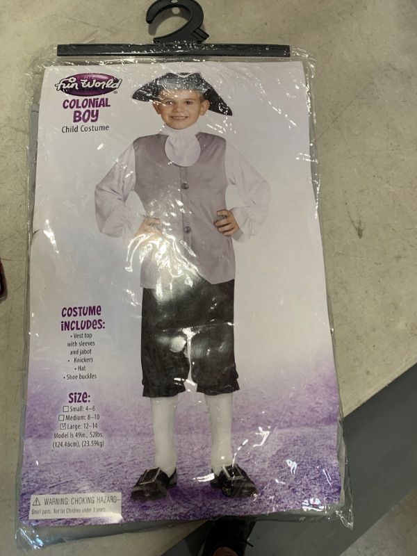Photo 1 of Colonial Boy Child Costume Colonial Boy Child Costume Halloween Size: Large (12-14)
