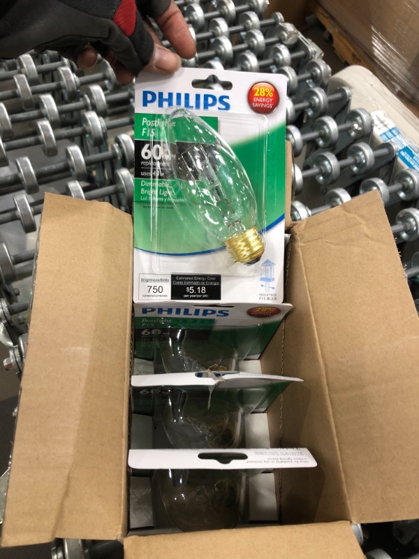 Photo 2 of Philips
60-Watt Equivalent F15 Halogen Post Light Bulb
4 PACK