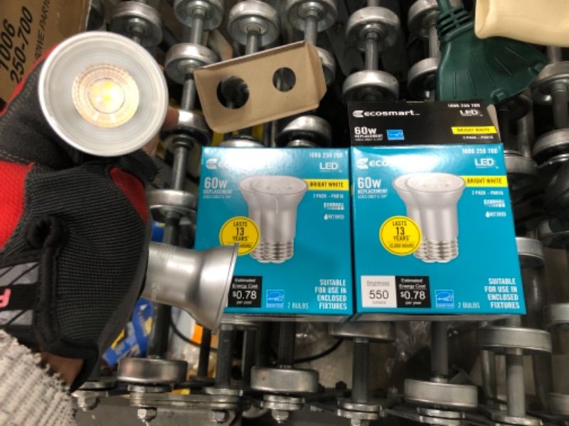 Photo 1 of EcoSmart
60-Watt Equivalent PAR16 Dimmable Flood LED Light Bulb in Bright White (2-Pack)
2 PACK
