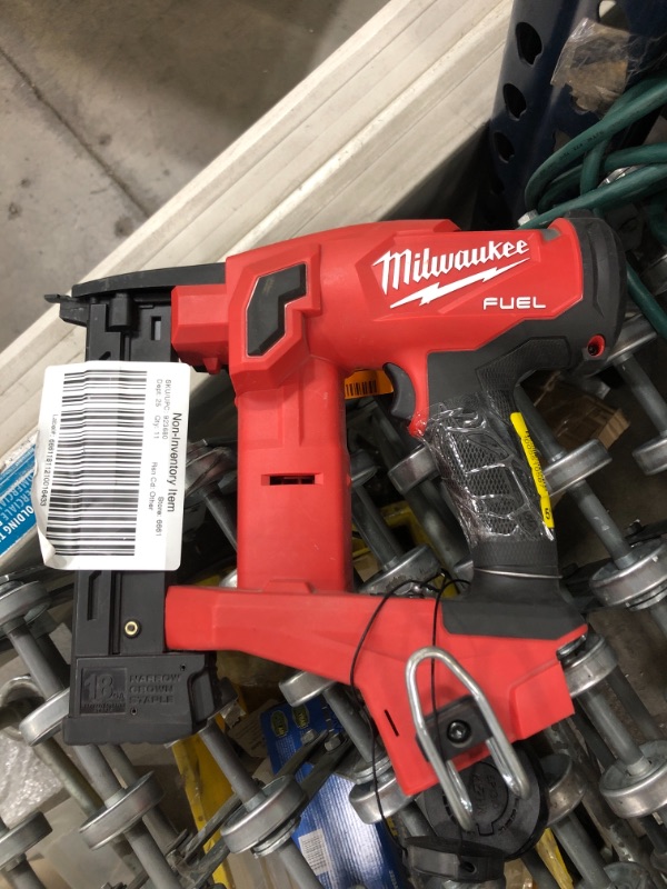 Photo 2 of NON WORKING DISPLAY MODEL
Milwaukee M18 Fuel 18 Volt Lithium-ion 1/4 In. Narrow Crown Brushless Cordless Finish Stapler (bare Tool)