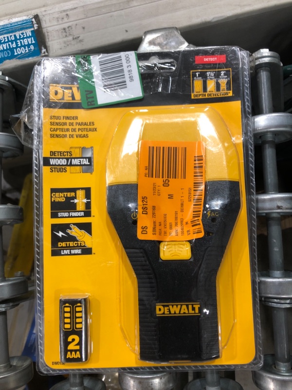 Photo 2 of DEWALT
1-1/2 in. Stud Finder