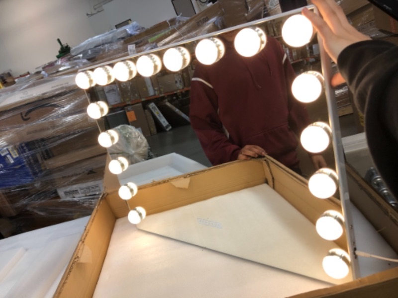 Photo 1 of Leishe Hollywood Mirror 18pcs LED Bulbs 3 Color Lighting Modes Makeup Mirror with USB Charging Port and Bluetooth Speaker(White)
AS IS USED