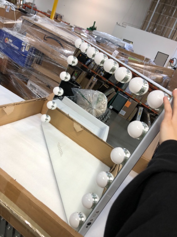 Photo 1 of Leishe Hollywood Mirror 18pcs LED Bulbs 3 Color Lighting Modes Makeup Mirror with USB Charging Port and Bluetooth Speaker(White)
AS IS USED