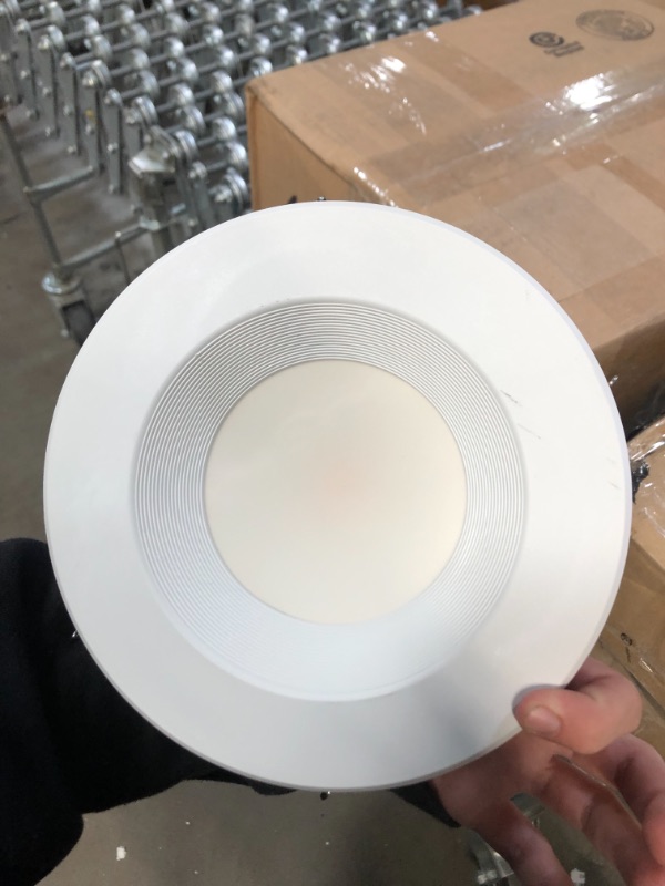 Photo 4 of Sunco Lighting 12 Pack 5/6 Inch LED Recessed Downlight, Baffle Trim, Dimmable, 13W=75W, 3000K Warm White, 1050 LM, Damp Rated, Simple Retrofit Installation - UL + Energy Star
AS IS USED, MINOR COSMETIC DAMAGE PLEASE SEE PHOTOS 