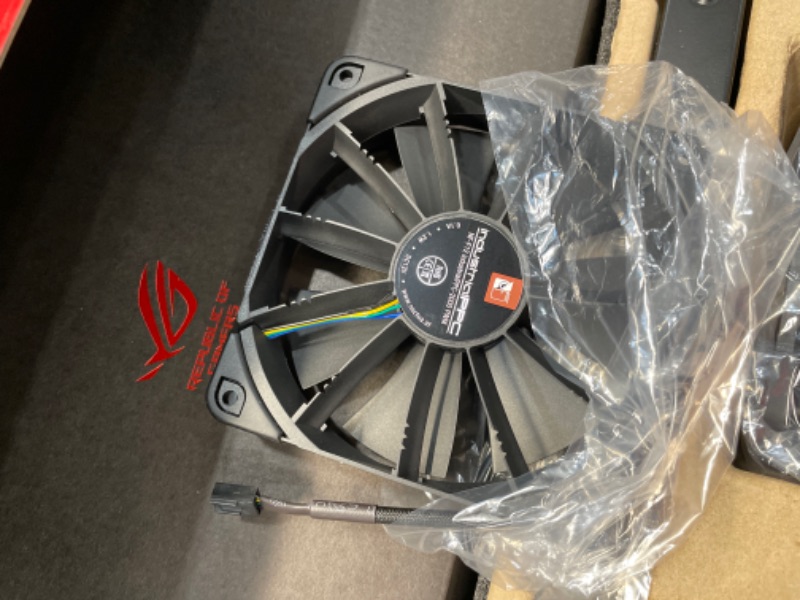 Photo 3 of ASUS Rog Ryujin 360 RGB AIO Liquid CPU Cooler 360mm Radiator (Three 120mm 4-pin Noctua iPPC PWM Fans) with Livedash Oled Panel and FanXpert Controls, 360 mm 9 x 5.5 x 18.5 inches

