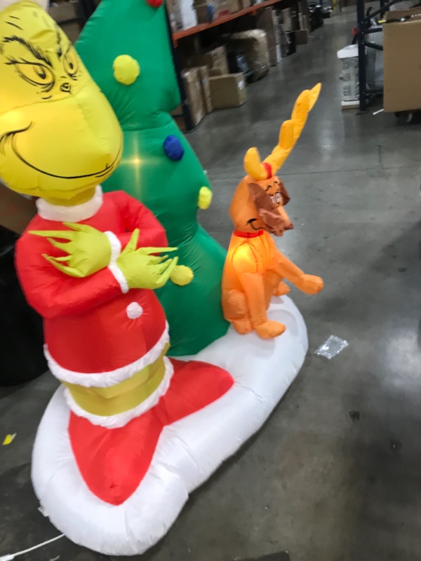 Photo 3 of 6 Ft Pre-Lit LED Dr. Seuss Airblown Grinch and Max with Tree Christmas Inflatable
