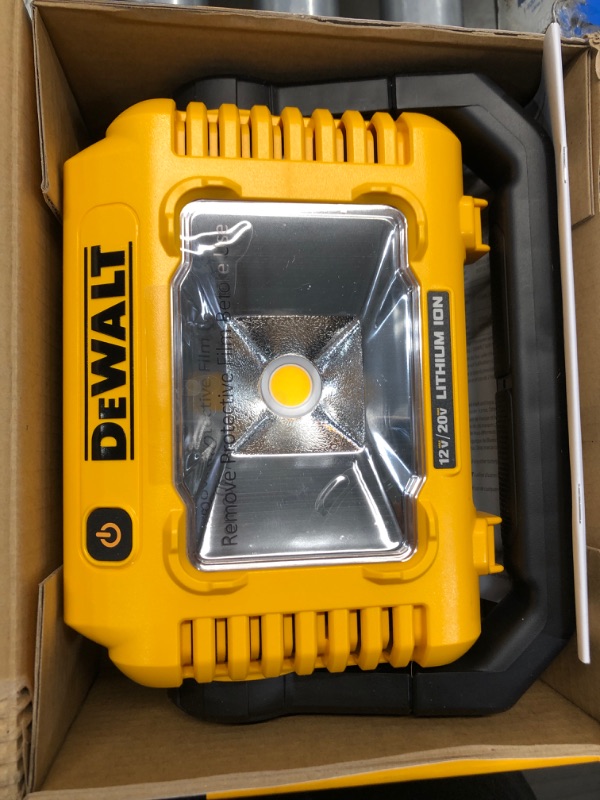 Photo 2 of DEWALT 20-Volt MAX Compact Task Light