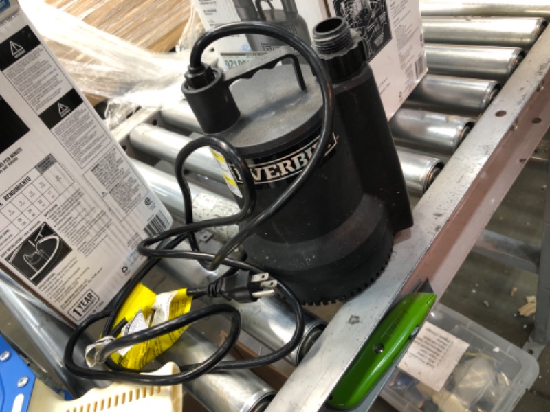 Photo 2 of 1/6 HP Plastic Submersible Utility Pump