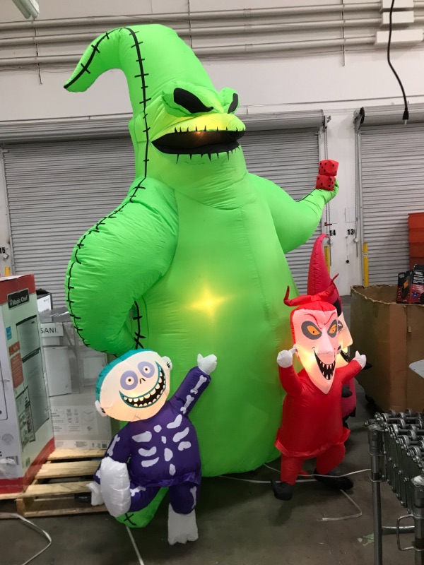 Photo 2 of *USED*
9 ft. Oogie Boogie with Lock Shock and Barrel Scene Airblown Disney Halloween Inflatable
