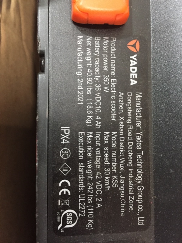 Photo 4 of *PARTS ONLY NOT FUNCTIONAL*
YADEA Electric Scooter KS5, Max Speed 18.6 MPH, 25 Miles Range; KS5pro, 40 Miles Range, Max Speed 21.8 MPH. Dual shock absorption, Front Suspension, Foldable Commuter Electric Scooter for Adults with Cruise Control and Energy R