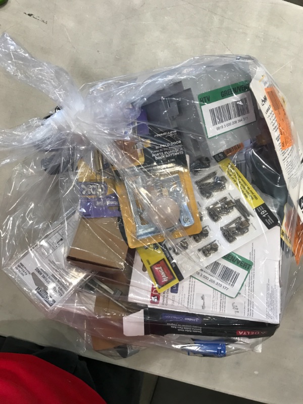 Photo 1 of ASSORTED ITEMS IN BAG
BUNDLE OF ASSORTED GOODS
**HOME IMPROVEMENT BUNDLE**
**SOLD AS-IS**
**NO REFUNDS**NORETURNS**
**ITEM PARTS ONLY**
**SOLD AS IS**
**NO REFUNDS** NO RETURNS**