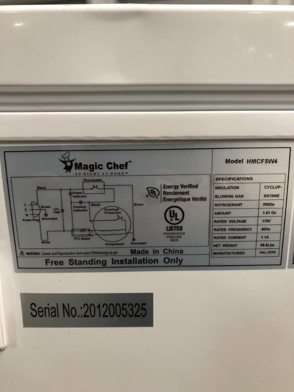 Photo 2 of MAGIC CHEF 5.0 cu. ft. Chest Freezer in White

//MAJOR COSMETIC DAMAGE WITH DENTS AND SCRATCHES, TESTED AND FUNCTIONAL
