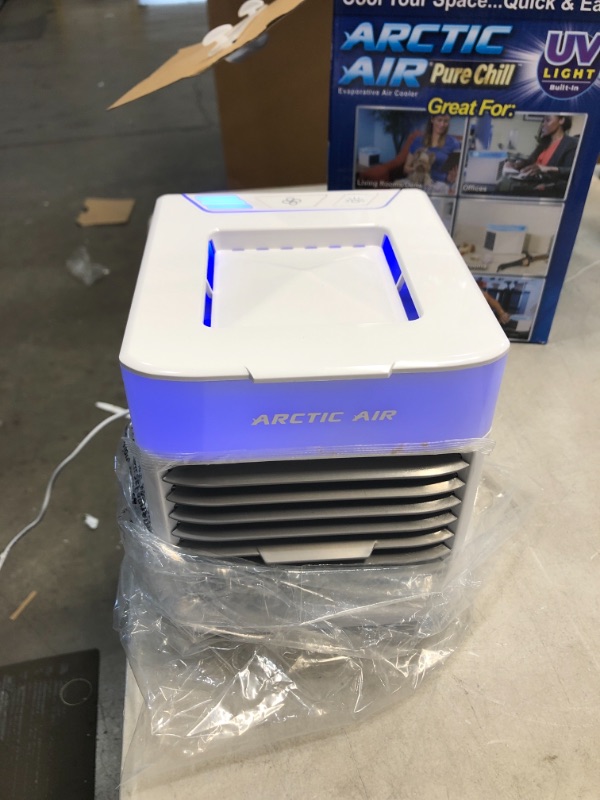 Photo 2 of Ontel Arctic Air Pure Chill Evaporative Ultra Portable Personal Air Cooler with 4-Speed Air Vent, As Seen on TV

//TESTED AND FUNCTIONAL 