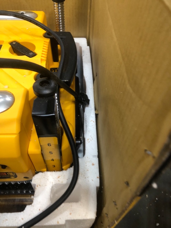 Photo 8 of DEWALT Thickness Planer, Two Speed, 13-Inch (DW735X)