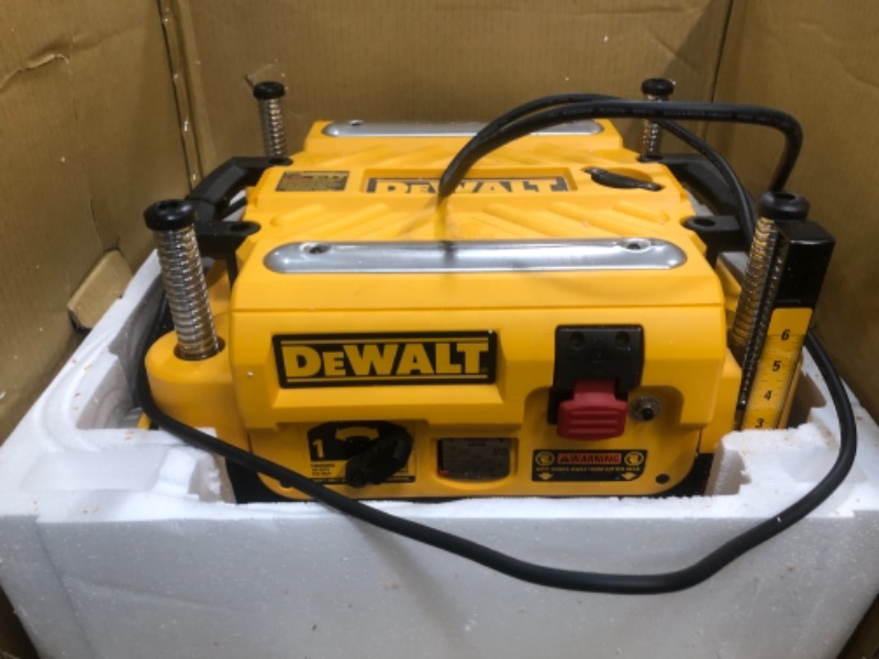 Photo 6 of DEWALT Thickness Planer, Two Speed, 13-Inch (DW735X)