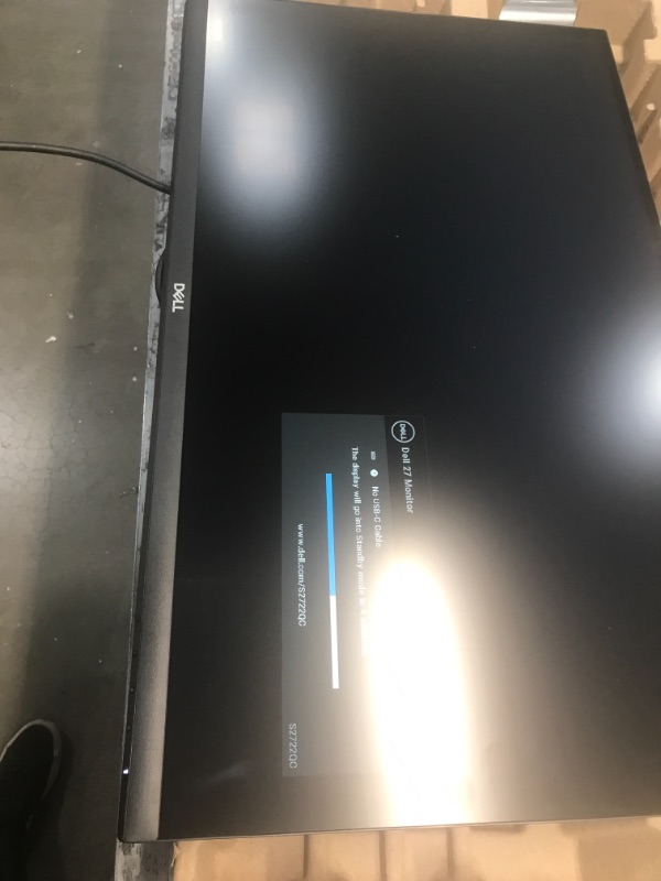 Photo 2 of Dell S2722QC 27-inch 4K UHD 3840 X 2160 60Hz Monitor, 8MS Grey-to-Grey Response Time (Normal Mode), Built-in Dual 3W Integrated Speakers, 1.07 Billion
does not come with power cord