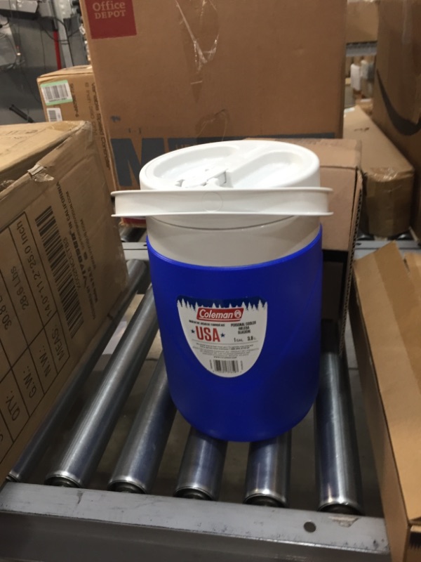 Photo 2 of COLEMAN R COMPANY INC 3000000739 1 GALLON TEAMMATE TM BEVERAGE COOLER BLUE