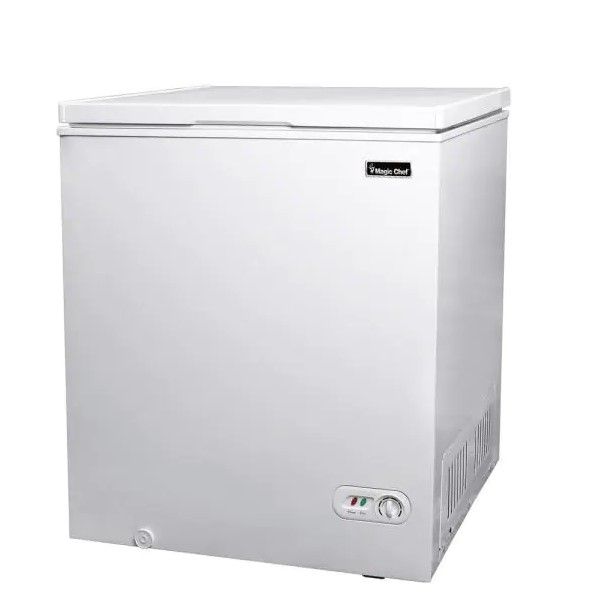 Photo 1 of 5.0 cu. ft. Chest Freezer in White
MODEL: HMCF5W4