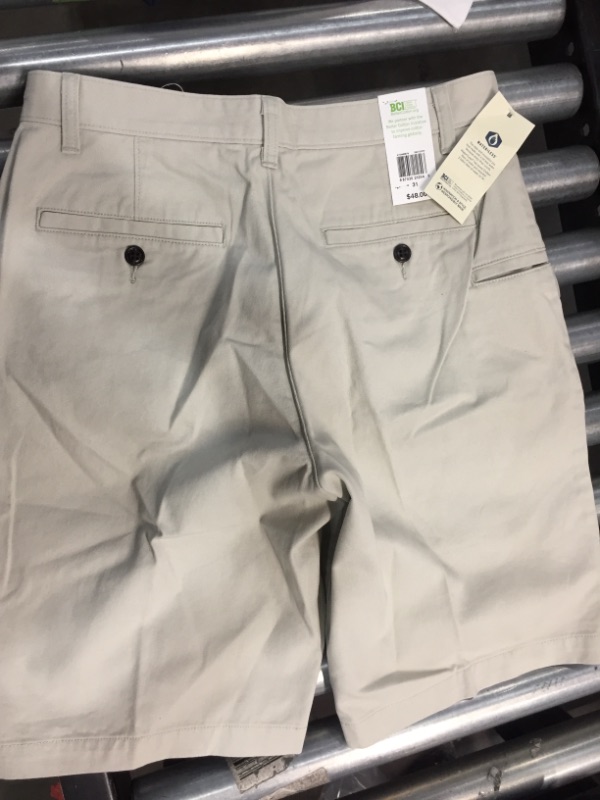 Photo 4 of Dockers Men's Perfect Classic Fit Shorts (Regular and Big & Tall)
