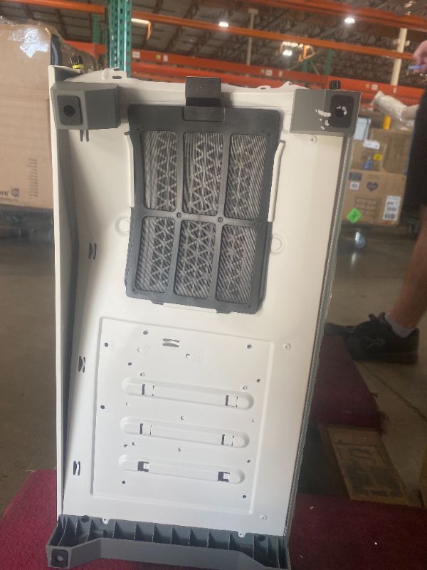 Photo 1 of Corsair 4000D Airflow White Steel / Plastic / Tempered Glass ATX Mid Tower Computer Case